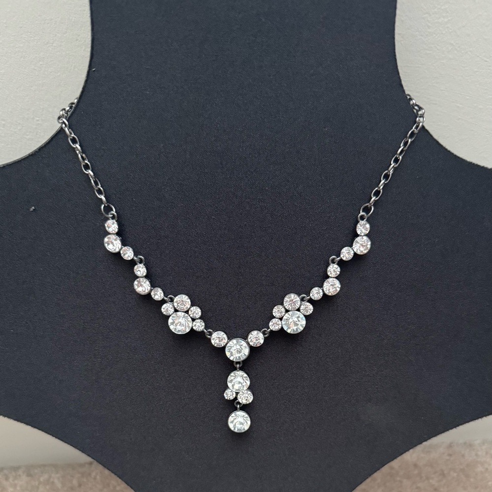 Paparazzi Silver Floral Necklace with Crystal Accents
